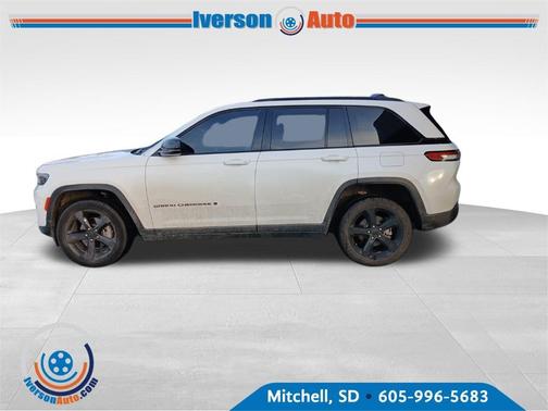 2024 Jeep Grand Cherokee Laredo