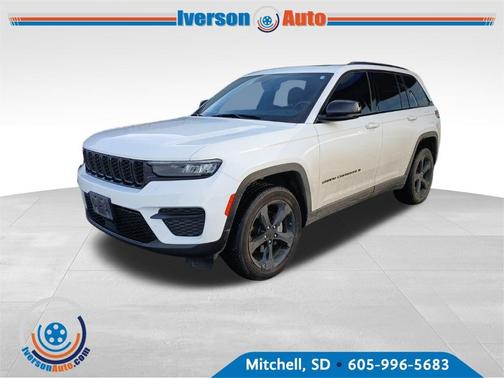 2024 Jeep Grand Cherokee Laredo