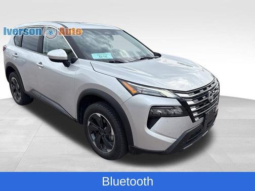 Brilliant Silver Metallic 2024 Nissan Rogue SV