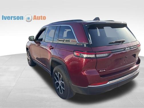 Velvet Red Pearlcoat 2025 Jeep Grand Cherokee Limited