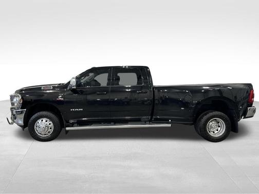 2023 RAM 3500 Laramie