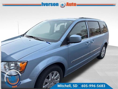 2013 Chrysler Town & Country Touring