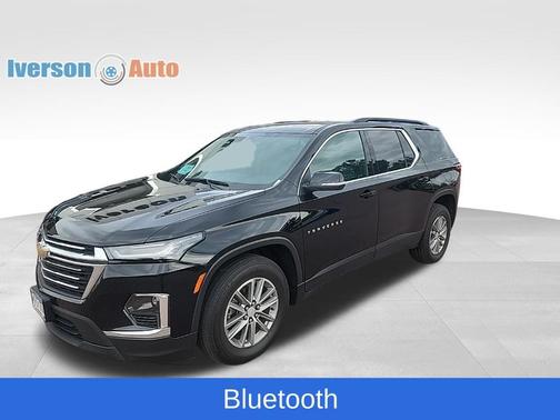 Mosaic Black Metallic 2023 Chevrolet Traverse LT Cloth