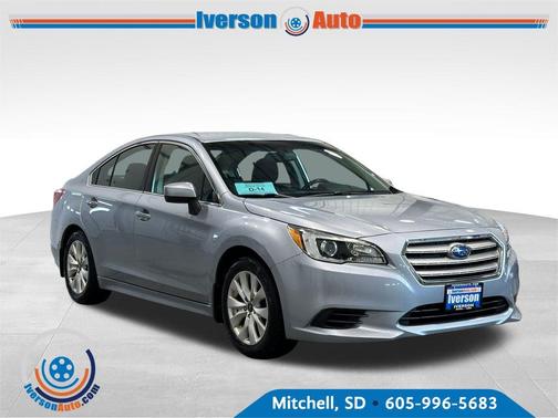 Ice Silver Metallic 2015 Subaru Legacy 2.5i Premium