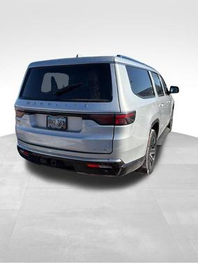 2023 Jeep Wagoneer L Series II