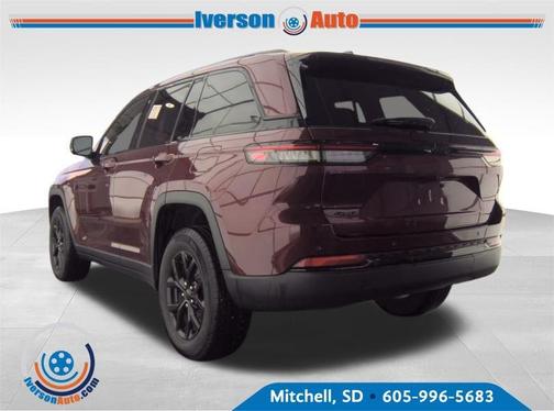 2024 Jeep Grand Cherokee Laredo