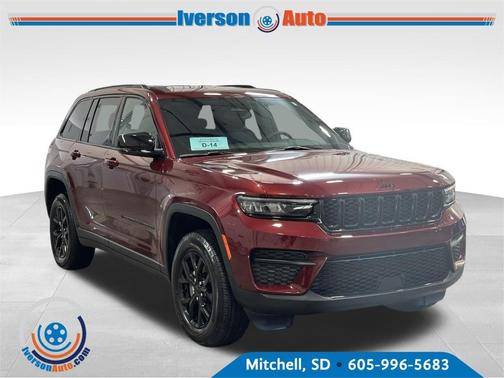 2024 Jeep Grand Cherokee Laredo