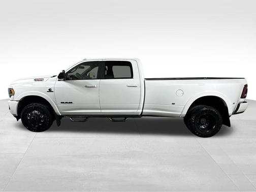 2021 RAM 3500 Laramie