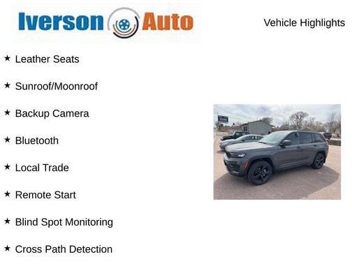 Bright White Clearcoat 2023 Jeep Grand Cherokee Altitude