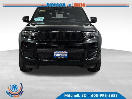 2023 Jeep Grand Cherokee L Laredo
