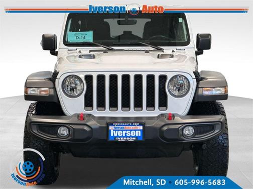 Bright White Clearcoat 2023 Jeep Wrangler Rubicon