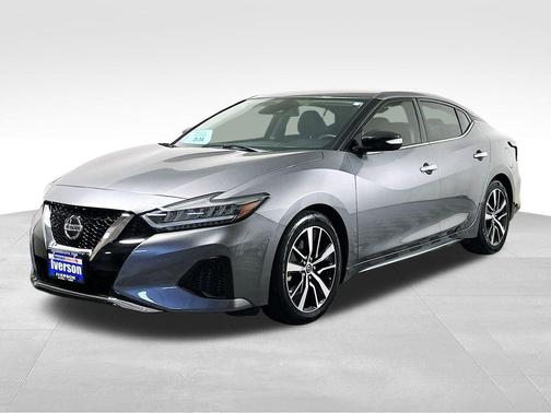 2022 Nissan Maxima SV