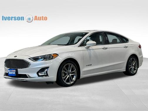 White 2019 Ford Fusion Hybrid Titanium