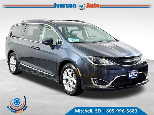 2019 Chrysler Pacifica Touring-L Plus