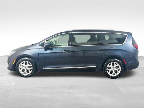 2019 Chrysler Pacifica Touring-L Plus