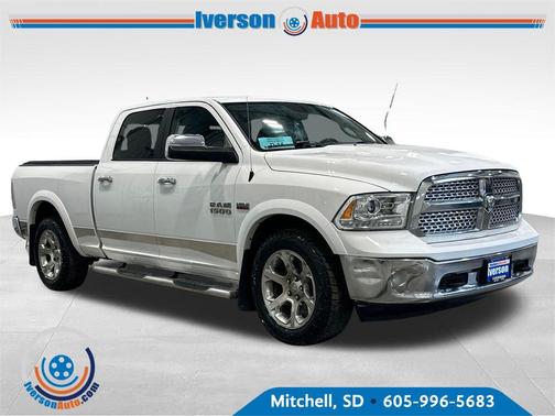 Bright White Clearcoat 2016 RAM 1500 Laramie