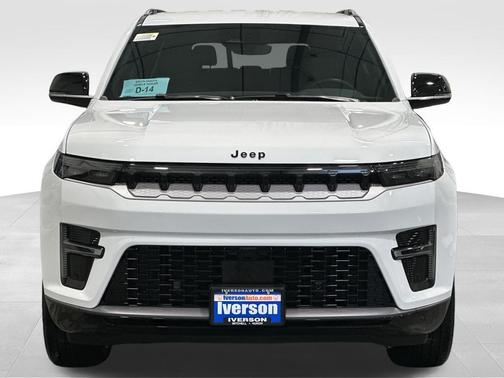 2026 Jeep Grand Wagoneer Base