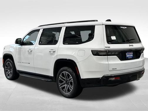 2026 Jeep Grand Wagoneer Base