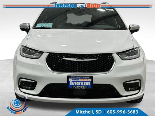 2026 Chrysler Pacifica Pinnacle