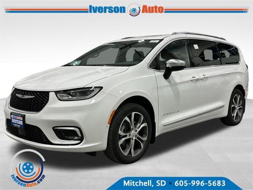 2026 Chrysler Pacifica Pinnacle