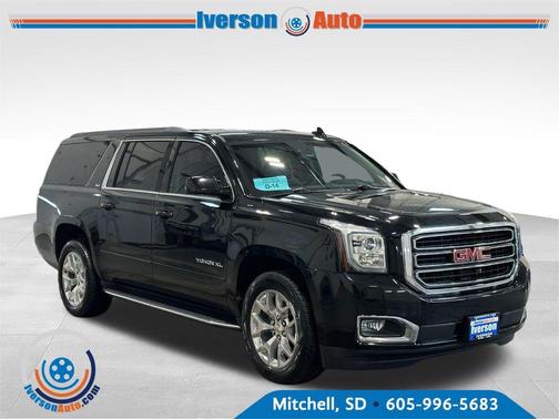 Onyx Black 2017 GMC Yukon XL SLT