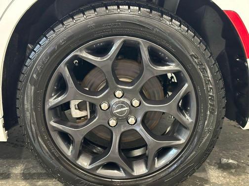 2023 Chrysler 300 Touring L