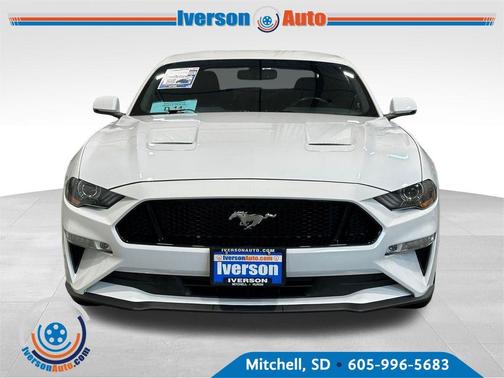Oxford White 2019 Ford Mustang GT Premium