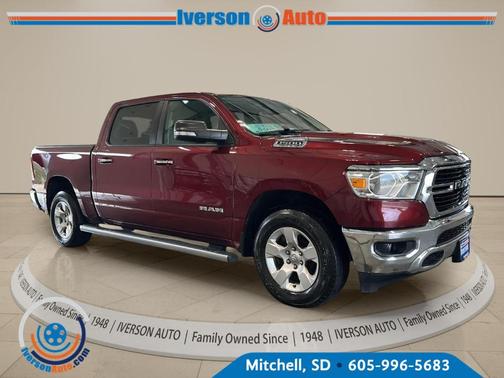 Delmonico Red Pearlcoat 2019 RAM 1500 Big Horn