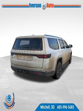 2022 Jeep Wagoneer Series III