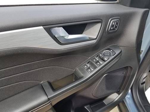 Blue 2023 Ford Escape Platinum