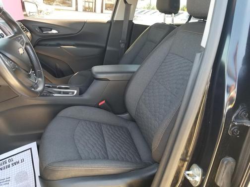 Midnight Blue Metallic 2021 Chevrolet Equinox 1LT