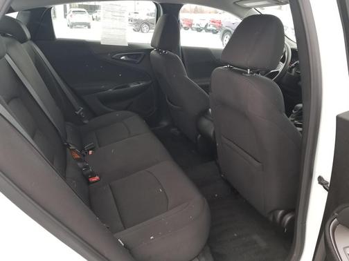 2022 Chevrolet Malibu 1LS