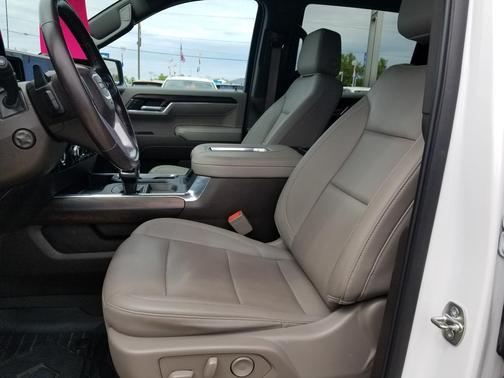 White Frost Tri-Coat 2022 GMC Sierra 1500 SLT