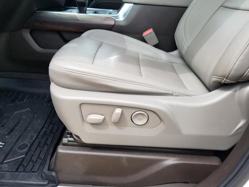 White Frost Tri-Coat 2022 GMC Sierra 1500 SLT