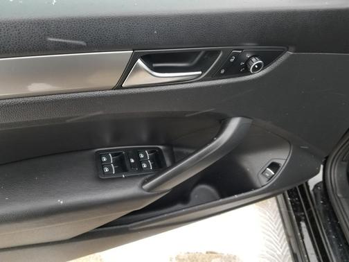 2014 Volkswagen Passat 1.8T