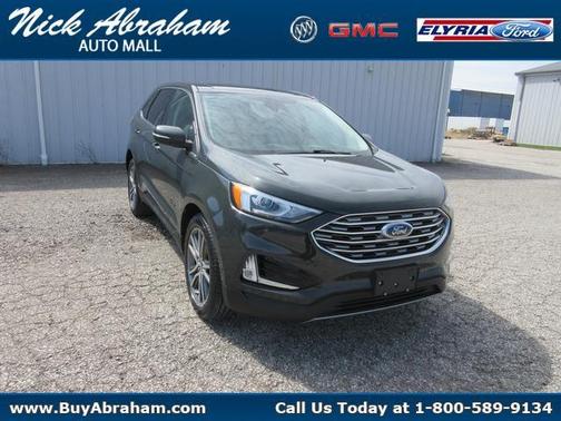 2022 Ford Edge Titanium