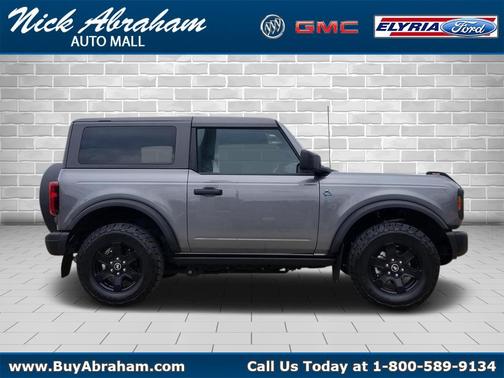 Shadow Black 2024 Ford Bronco Black Diamond