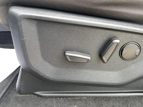 Carbonized Gray Metallic 2024 Ford F-150 XLT