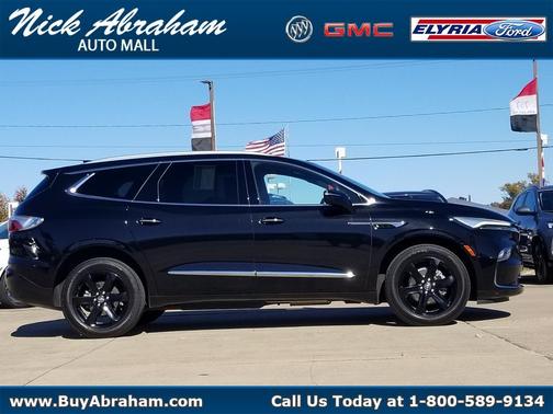 2024 Buick Enclave Essence