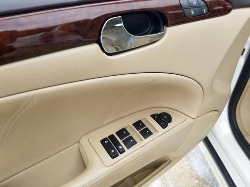 2011 Buick Lucerne CXL