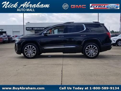 2023 GMC Acadia Denali