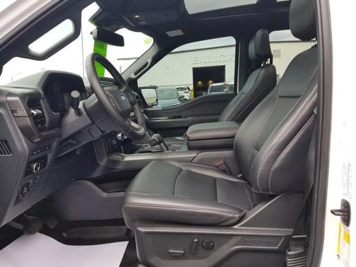 Oxford White 2024 Ford F-150 XLT