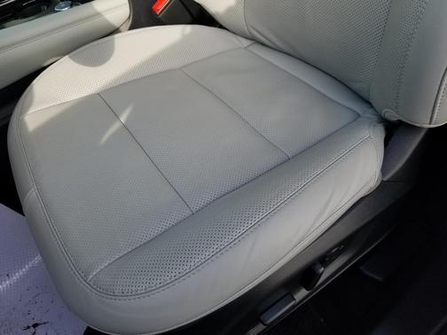 2025 Ford Explorer Platinum 4WD