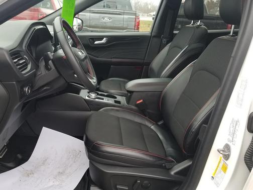 2023 Ford Escape ST-Line Select