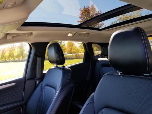 2025 Ford Escape Platinum