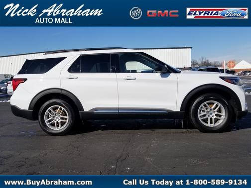 2025 Ford Explorer Active 4WD