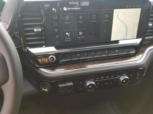 2025 GMC Sierra 1500 SLE