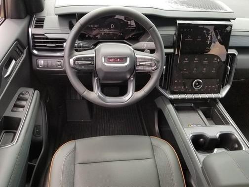 2025 GMC Acadia AT4