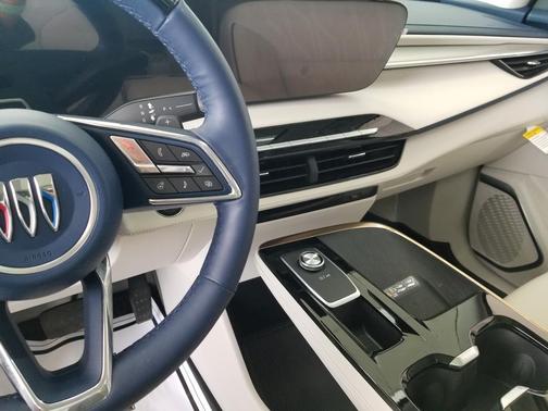 White Frost Tri-Coat 2025 Buick Enclave Avenir