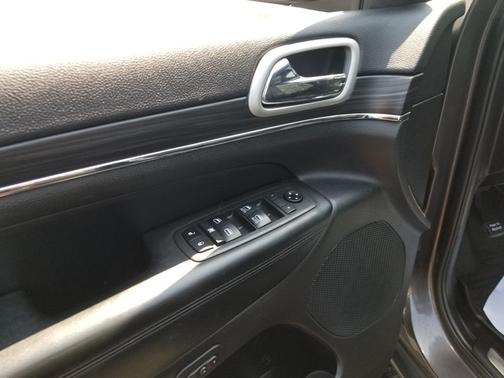 Granite Crystal Clearcoat Metallic 2021 Jeep Grand Cherokee Limited